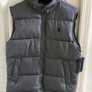 NWT Polo  Assn Men’s Small Grey Vest